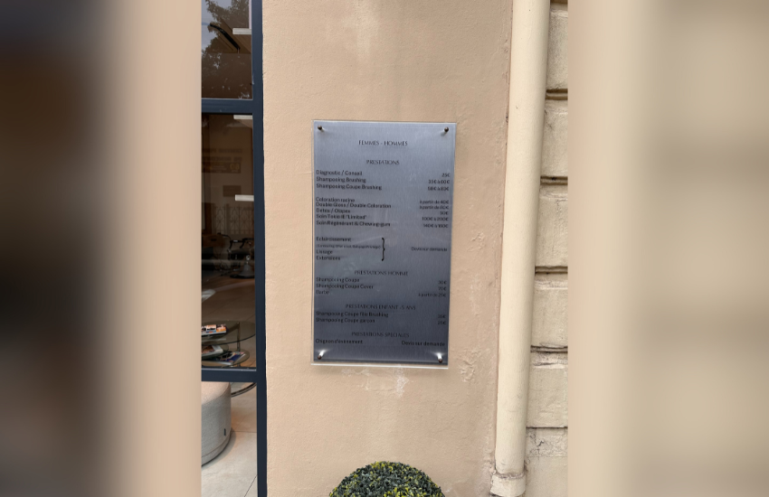 Image d'une plaque professionnelle